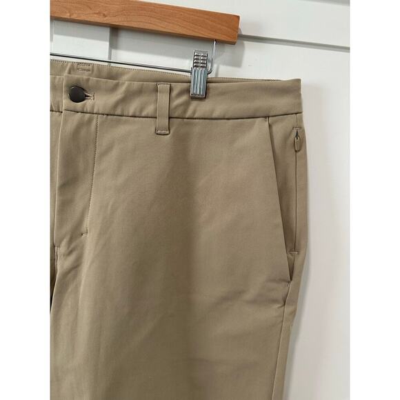 Lululemon ABC Shorts Size 38 - Picture 3 of 5